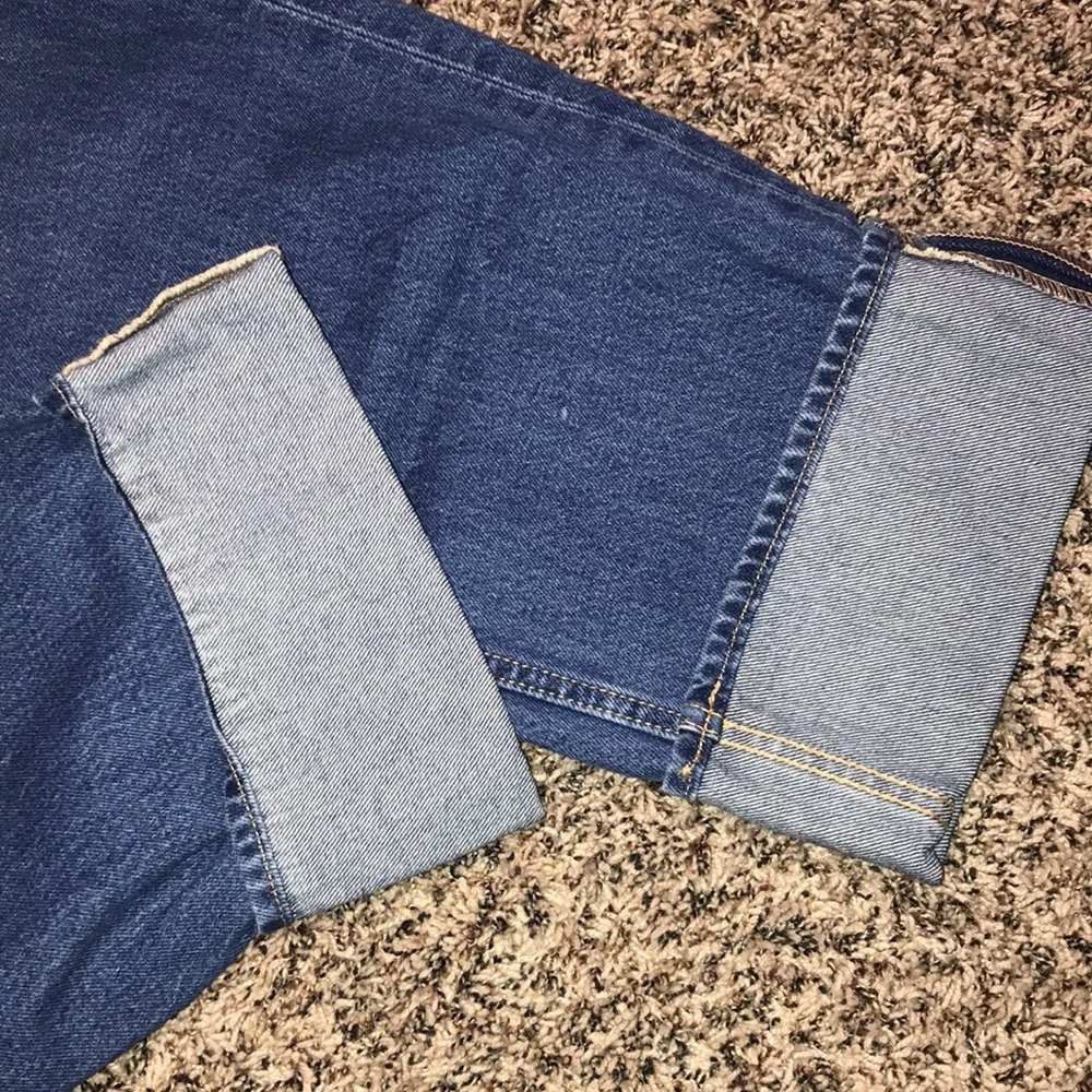 🐠Universal Thread Mid Rise 90’s Baggy Cuff Jeans Size 4 Long | NWT - Picture 3 of 8